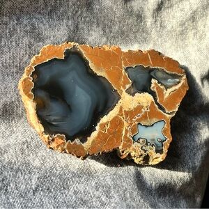 Thunderegg Oregon lava crystal mineral natural home mantle decor gemstone bundle